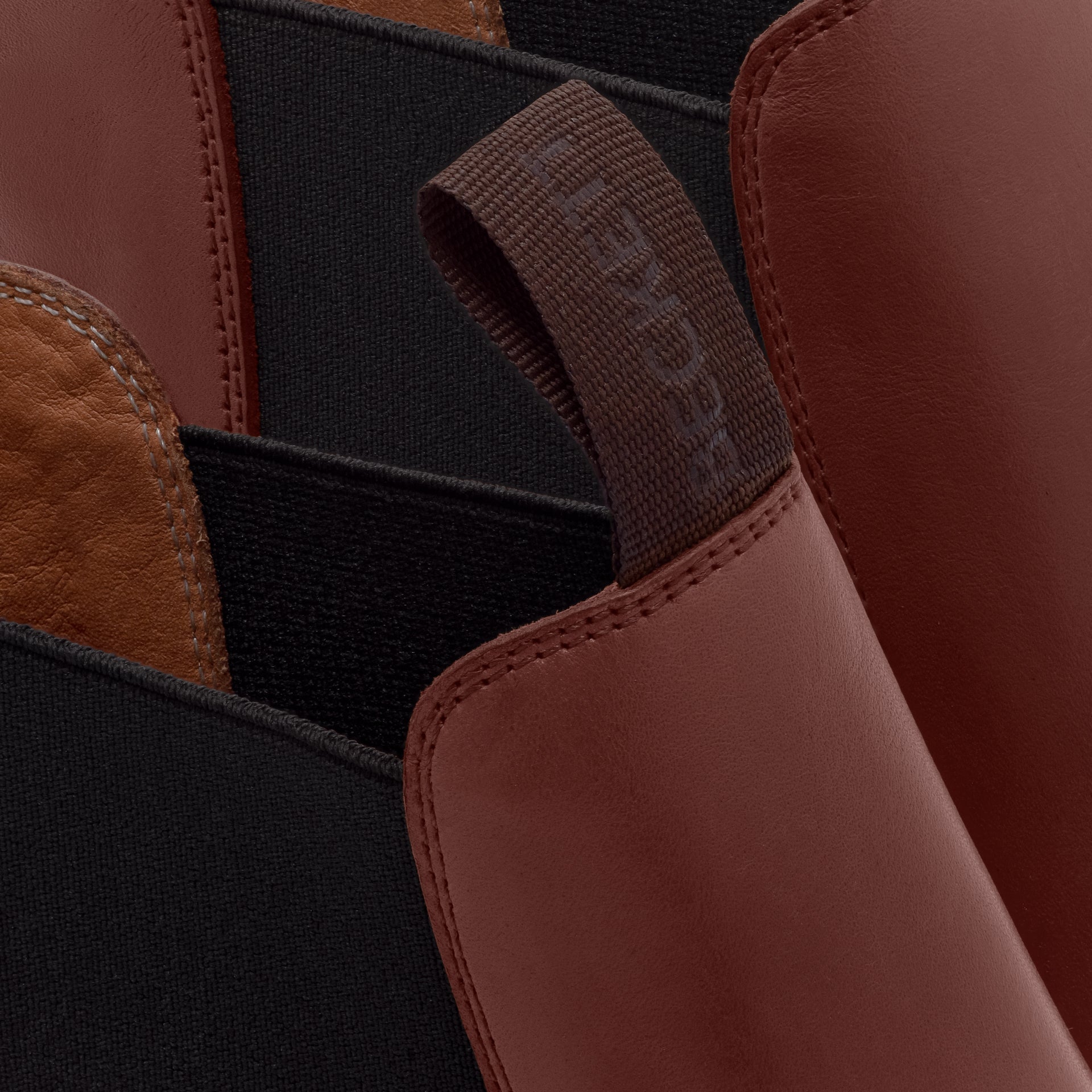 Men's Ashford Chelsea Boots for Timeless Style