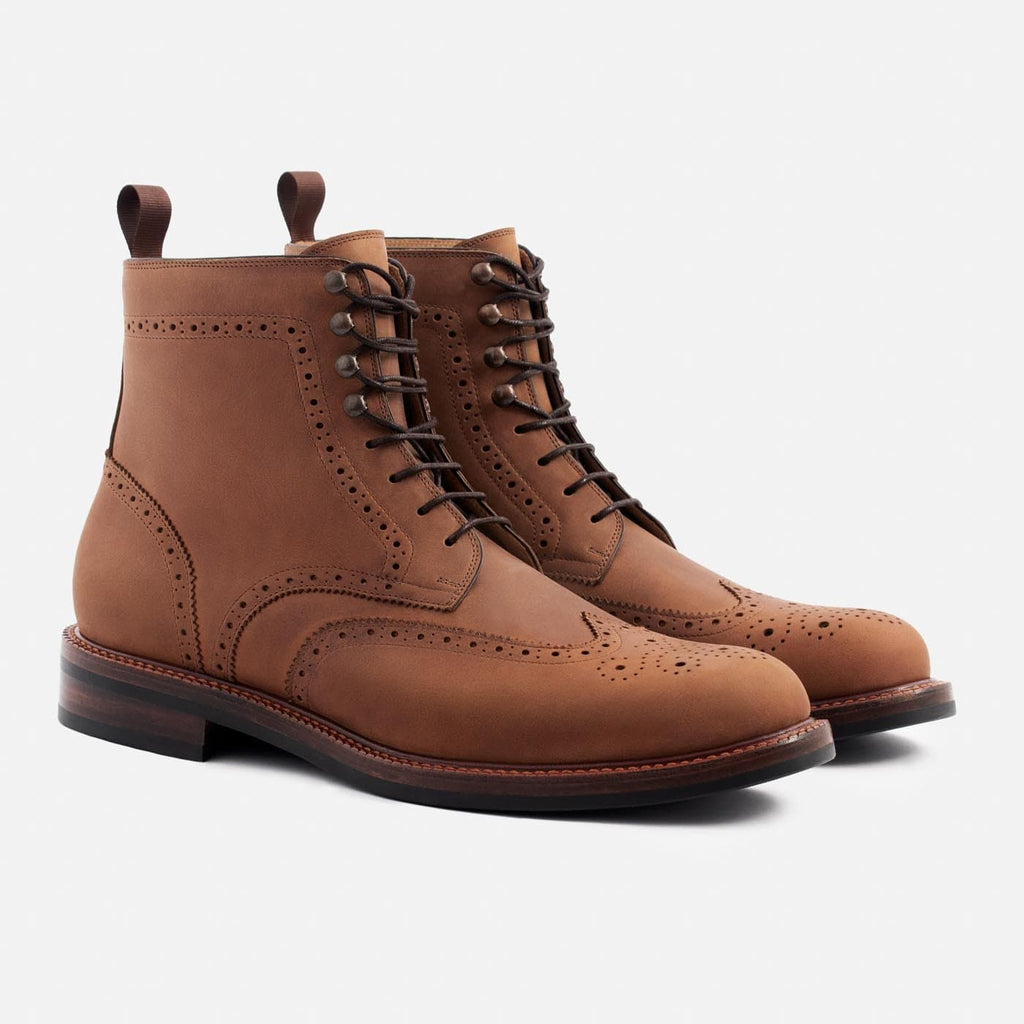 Nolan Men’s Pull-Up Brogue Boots