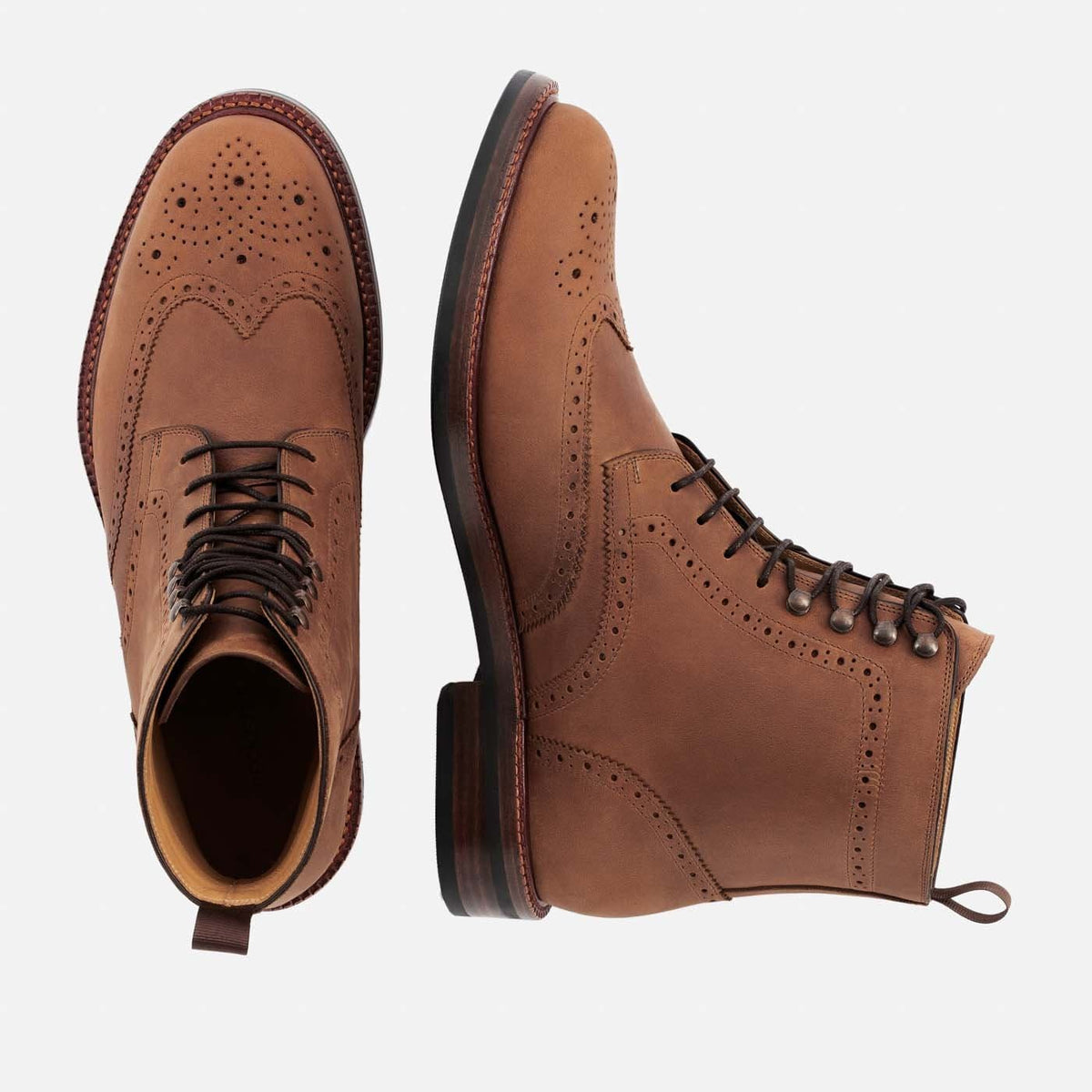 Nolan Men’s Pull-Up Brogue Boots